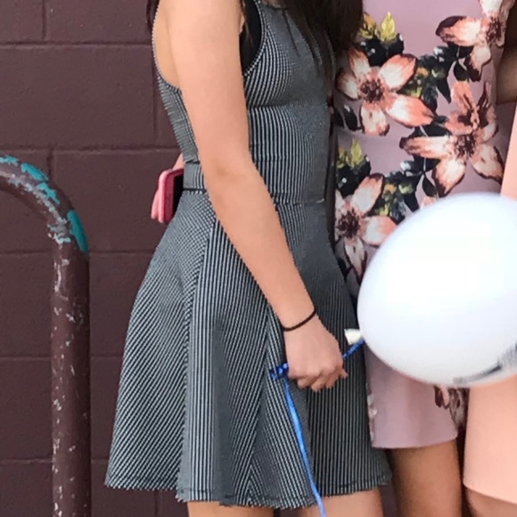 H&M Black And White Dot Tank Top Flowy Dress - Picture 3 of 3